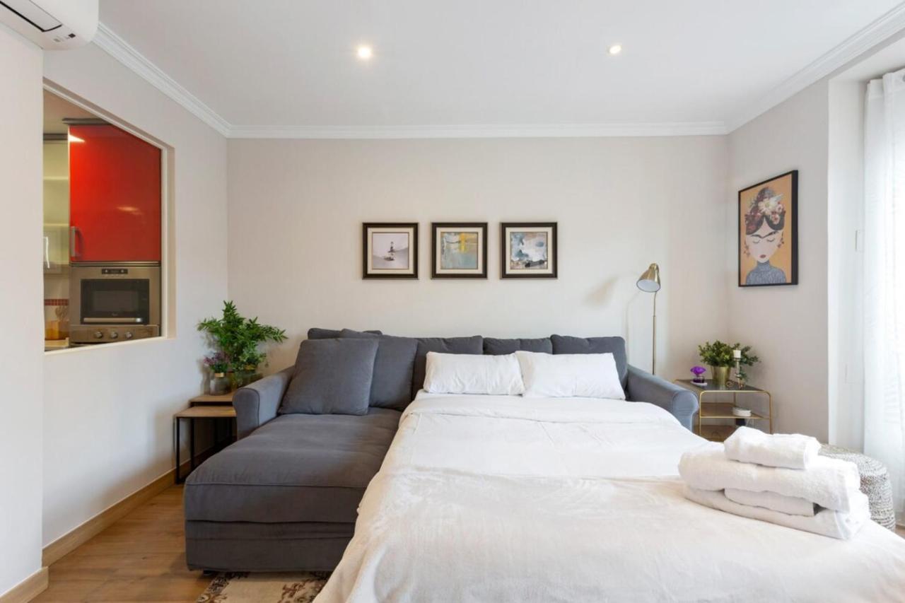 Elegant 1 Bedroom Apartment In The Heart Of Centro Madrid Kültér fotó