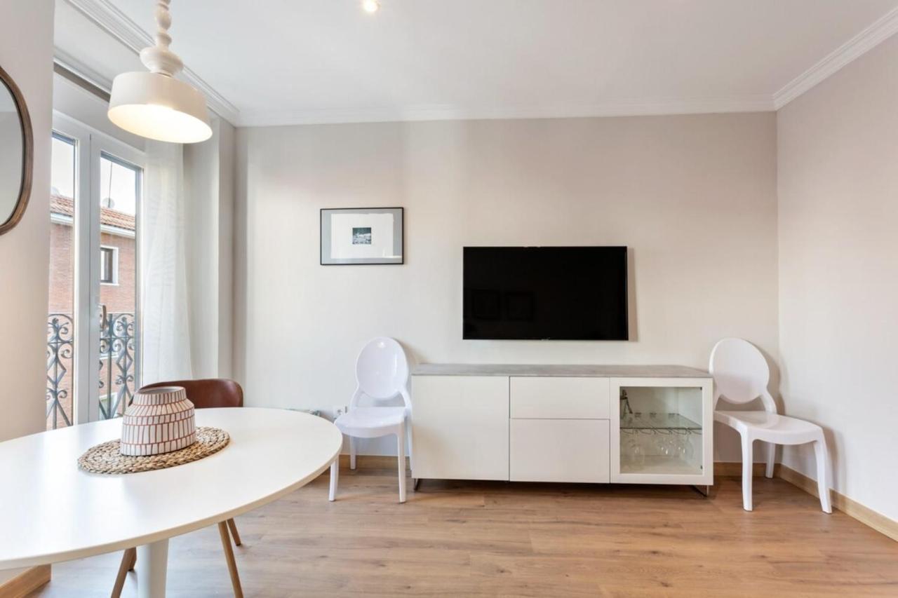 Elegant 1 Bedroom Apartment In The Heart Of Centro Madrid Kültér fotó