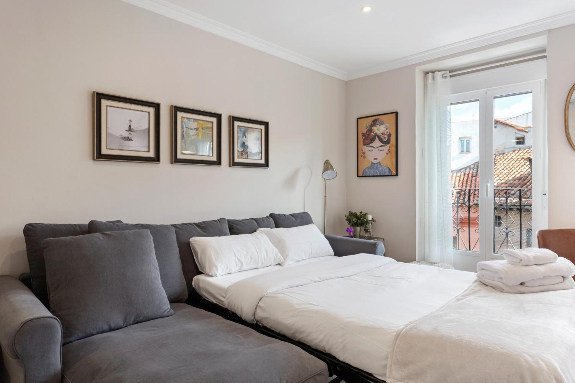 Elegant 1 Bedroom Apartment In The Heart Of Centro Madrid Kültér fotó