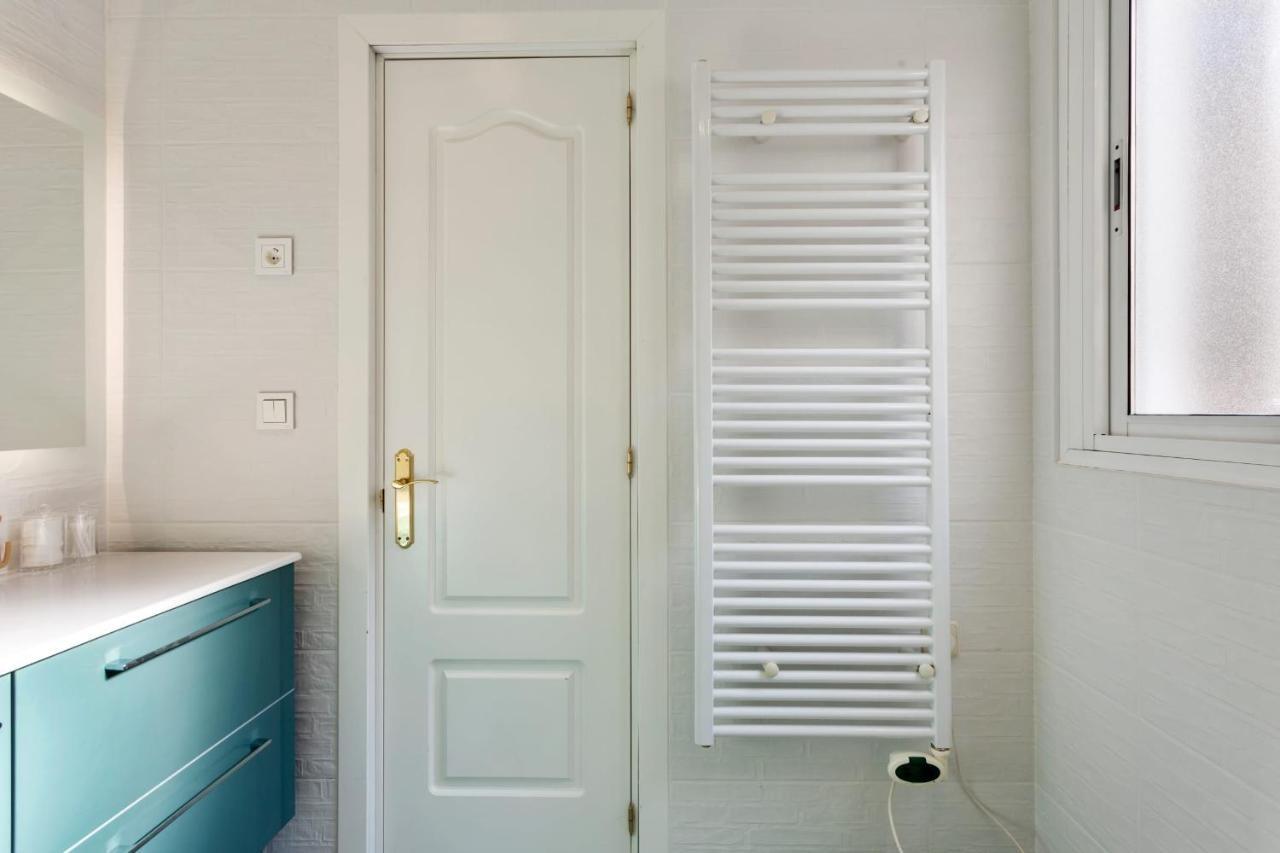 Elegant 1 Bedroom Apartment In The Heart Of Centro Madrid Kültér fotó